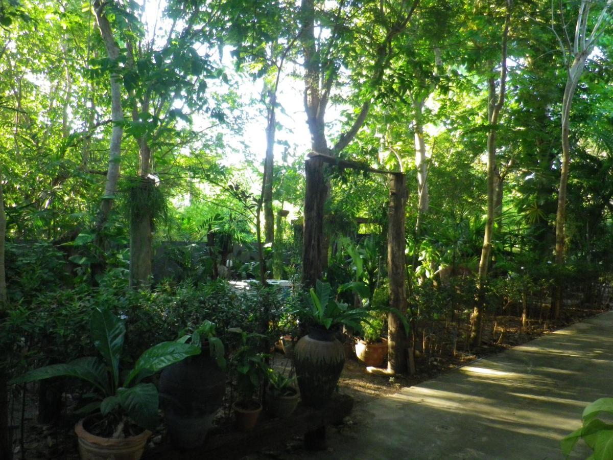 The Theatre Villa Bang Saphan Esterno foto