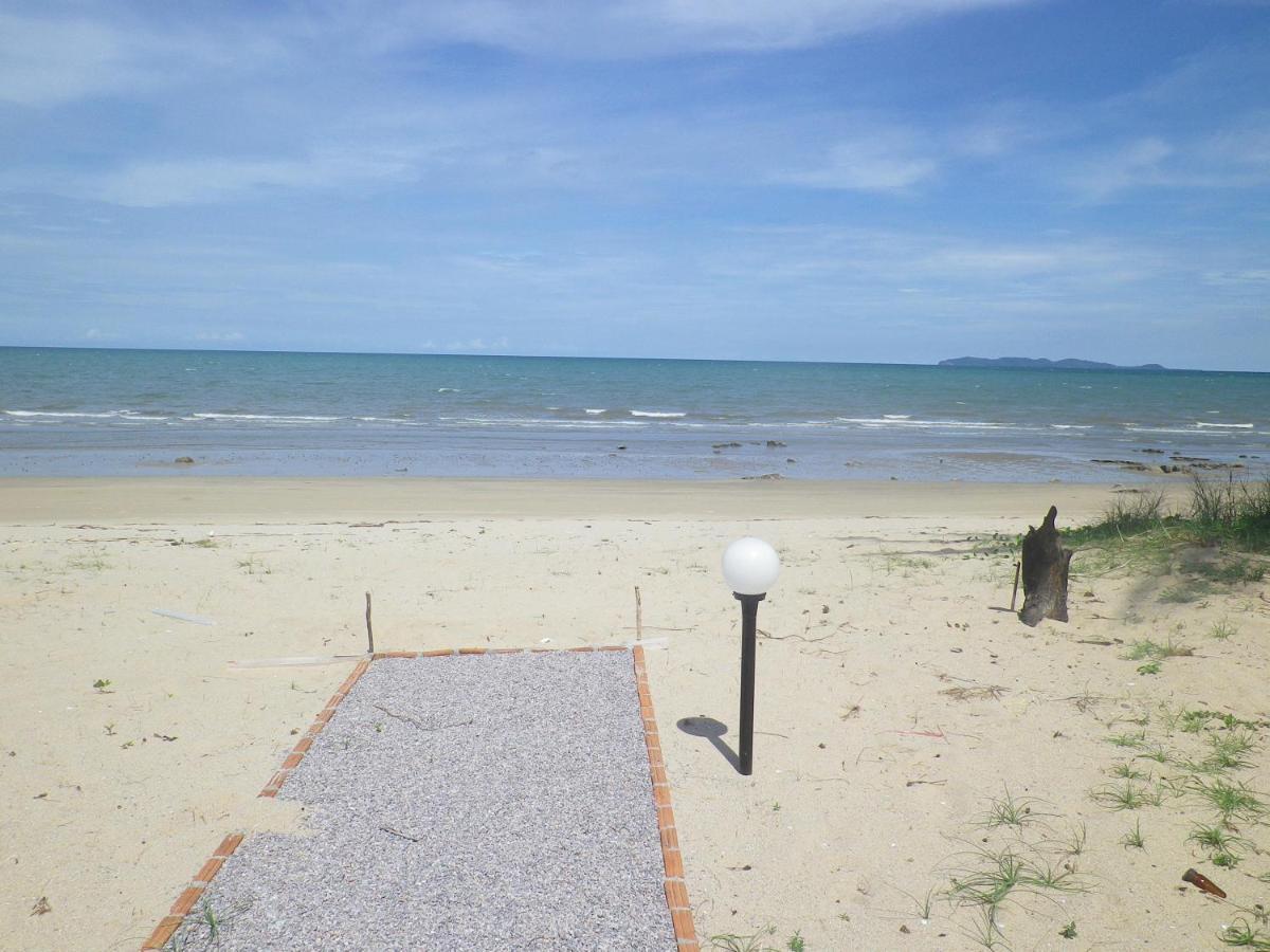 The Theatre Villa Bang Saphan Esterno foto