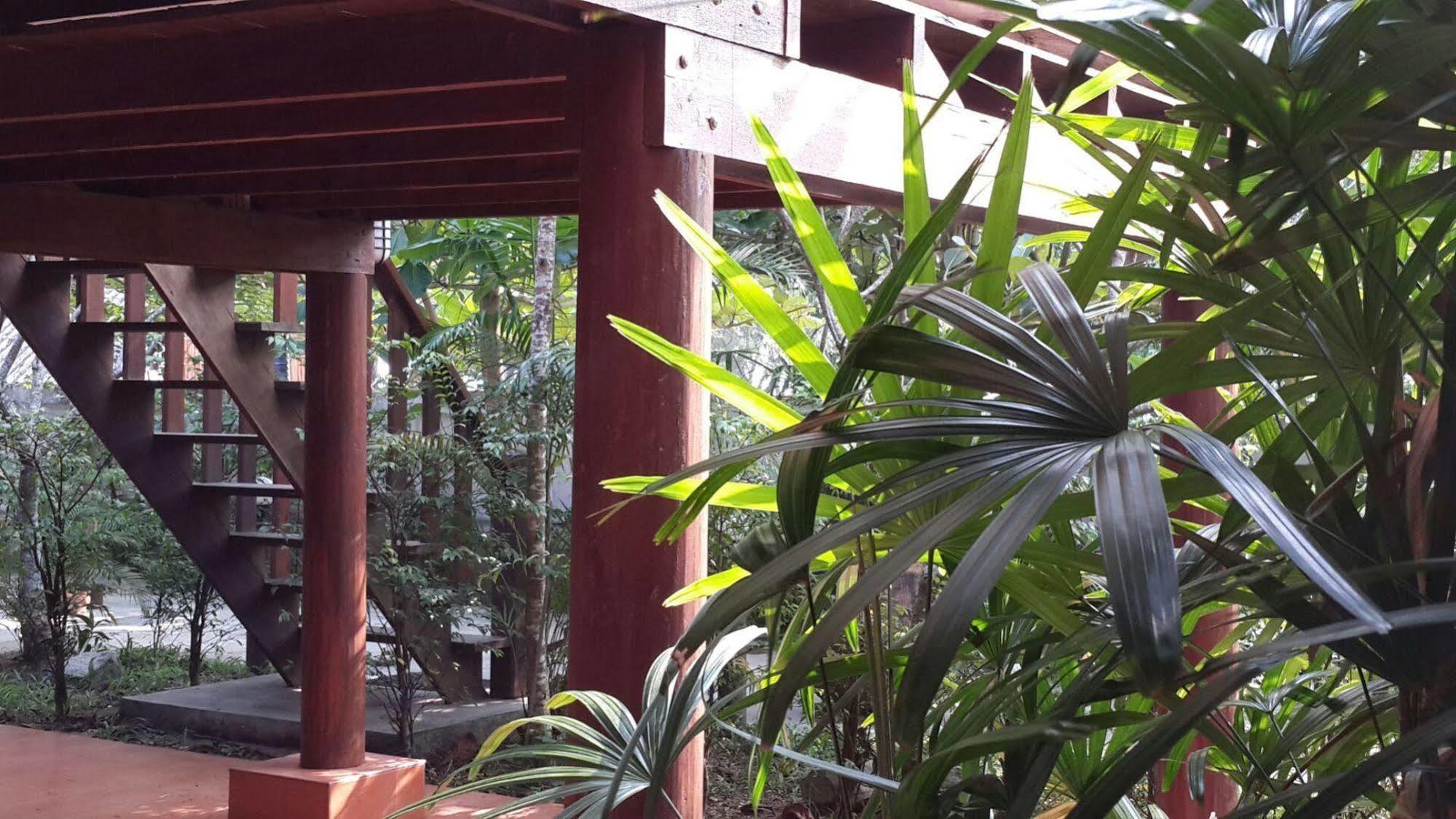 The Theatre Villa Bang Saphan Esterno foto